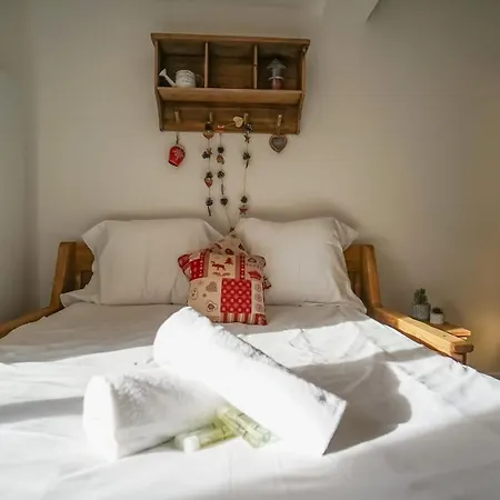 Le Petit - Cosy à Pour 2 Personnes Lathuile